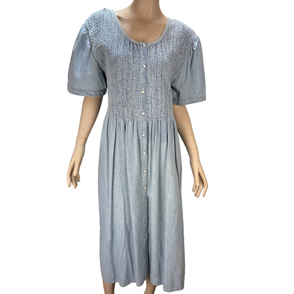 Dare to Dress Vintage Light Wash Denim Midi Dress Size 1X Rushed Button Front